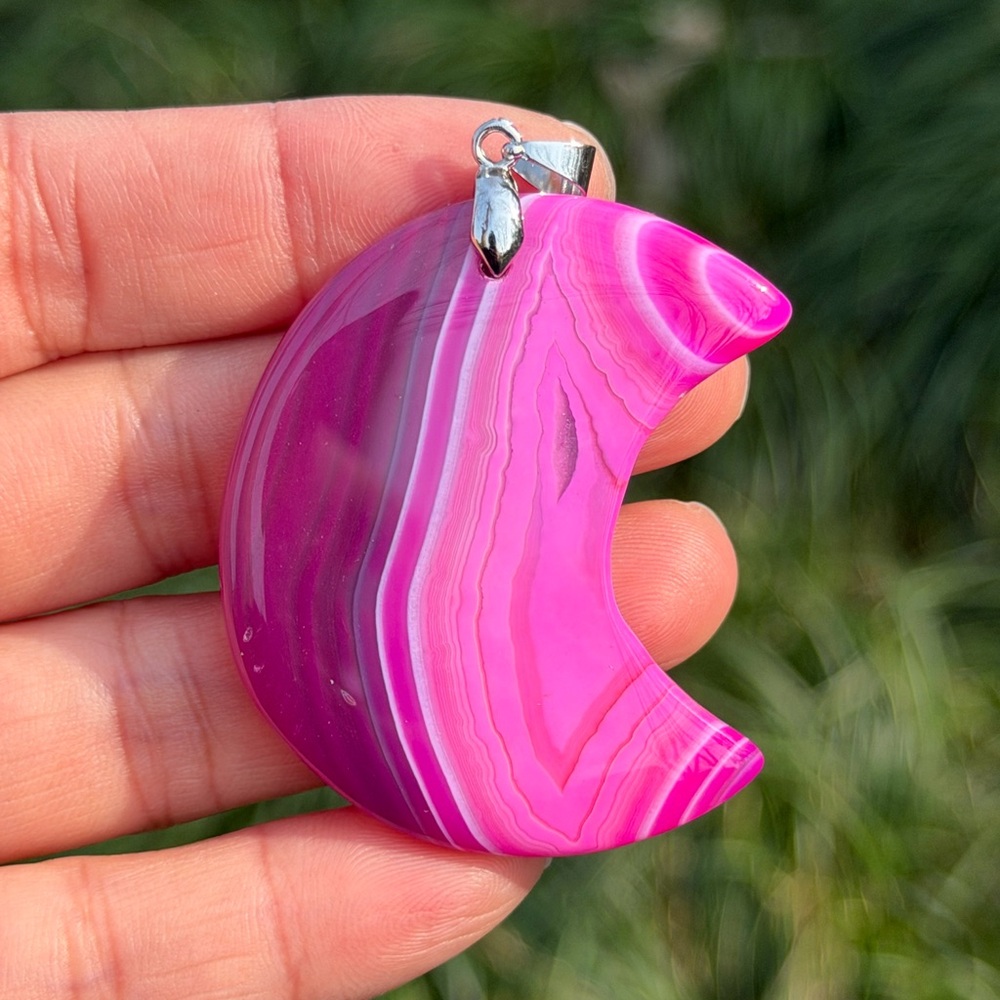 Sterling silver 925 stamped pink druzy banded agate moon pendant 1024 - Picture 2 of 8